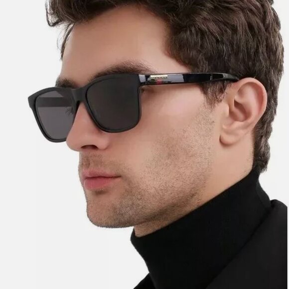 NEW Gucci Grey Rectangular 57mm Men's Sunglasses - Picture 1 of 5